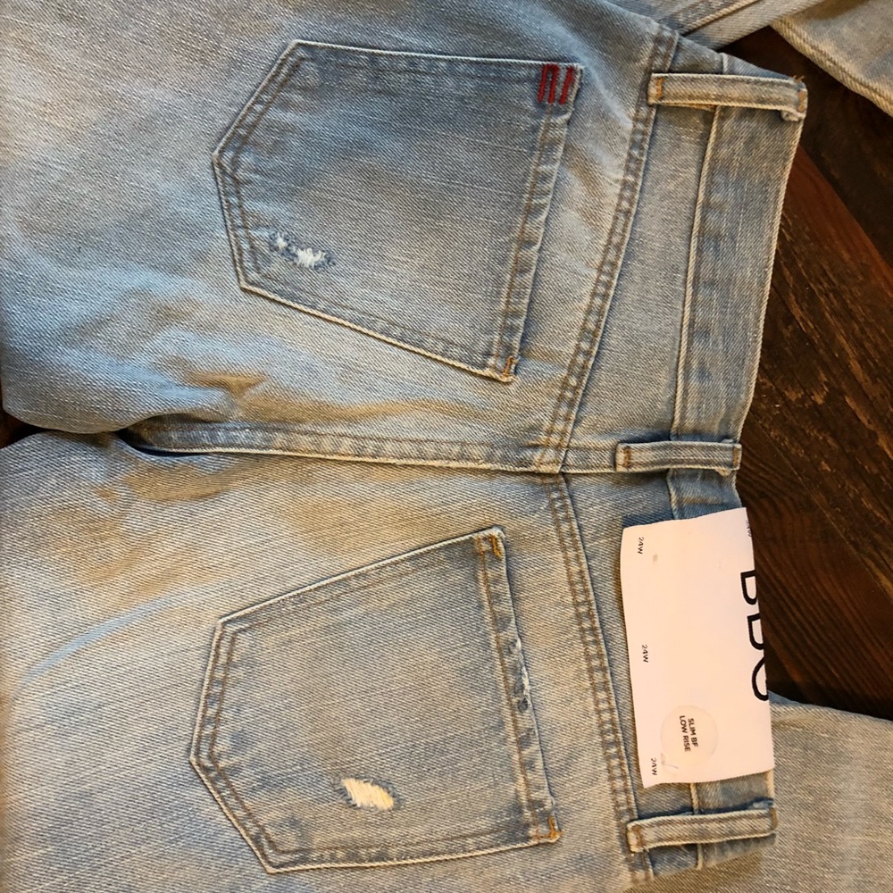 BF Low Rise BDG Ripped Jeans - Picture 2 of 3